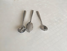 Load image into Gallery viewer, Stainless Spoon Set - (S181)
