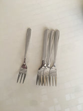 Load image into Gallery viewer, Stainless Fork Set - (S182)
