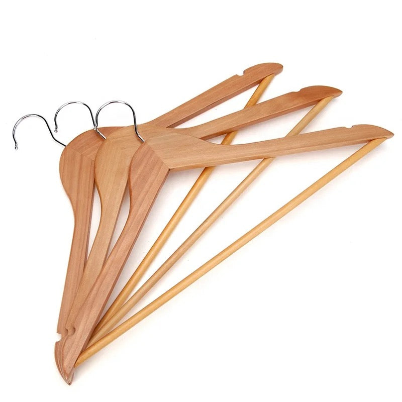 Clothes wood hangers set - (S17)